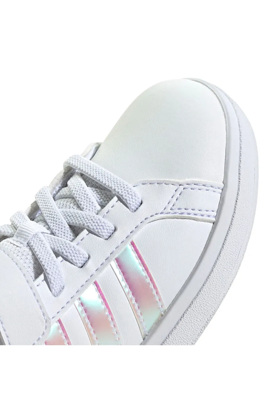 Adidas Grand Court 2.0 EL C – Weiße Sneakers mit schillernden Streifen und Klettverschluss