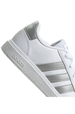 Adidas Grand Court 2 K – Weiße Sneakers mit silbernen Streifen