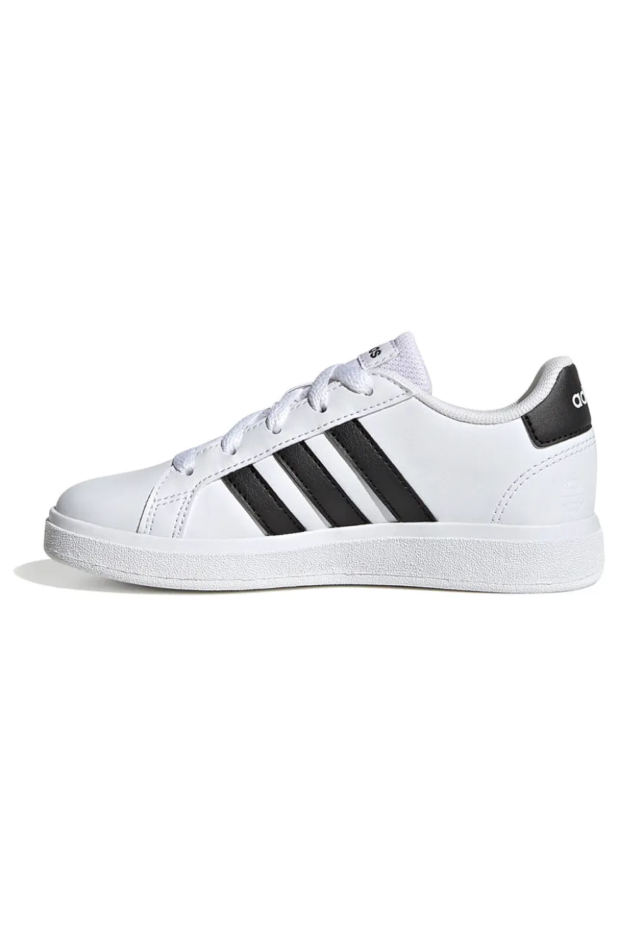 Adidas Grand Court 2 K Weiße Sneakers mit schwarzen Streifen