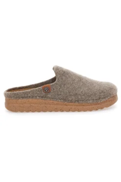 Ciabatte beige in feltro con suola ergonomica Plocadi 11902LO