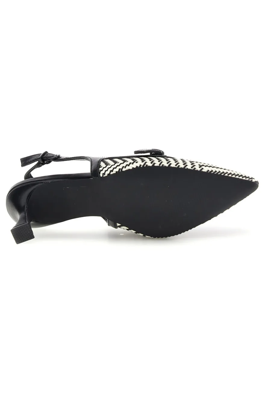 Décolleté Slingback nere con cinturino e tacco medio First lady P666