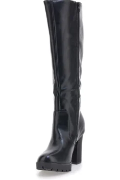 Die ersten schwarzen Stiefel mit hohen Absätzen H262538