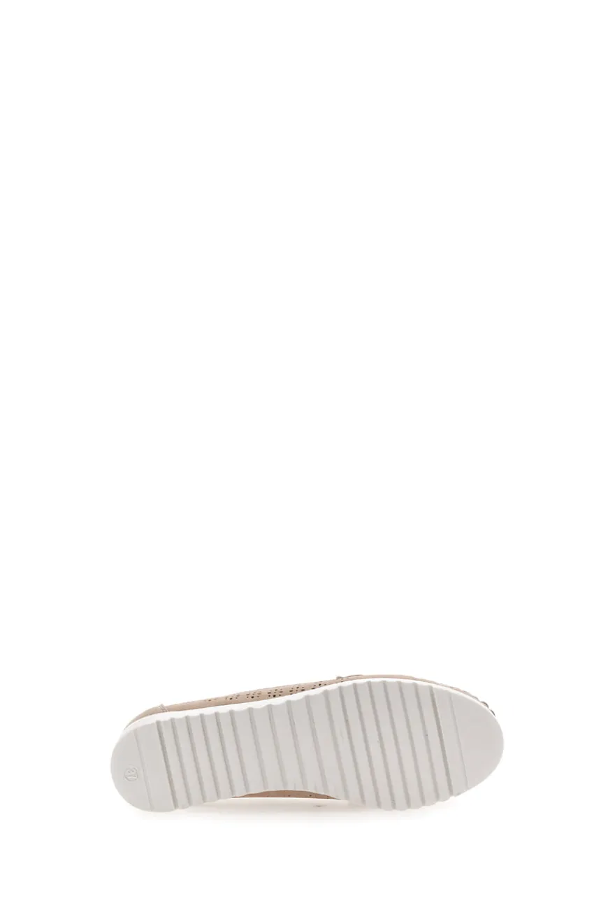 Mocassini Beige con Tomaia Traforata e Fibbia Dorata MIO TEMPO MIN7023