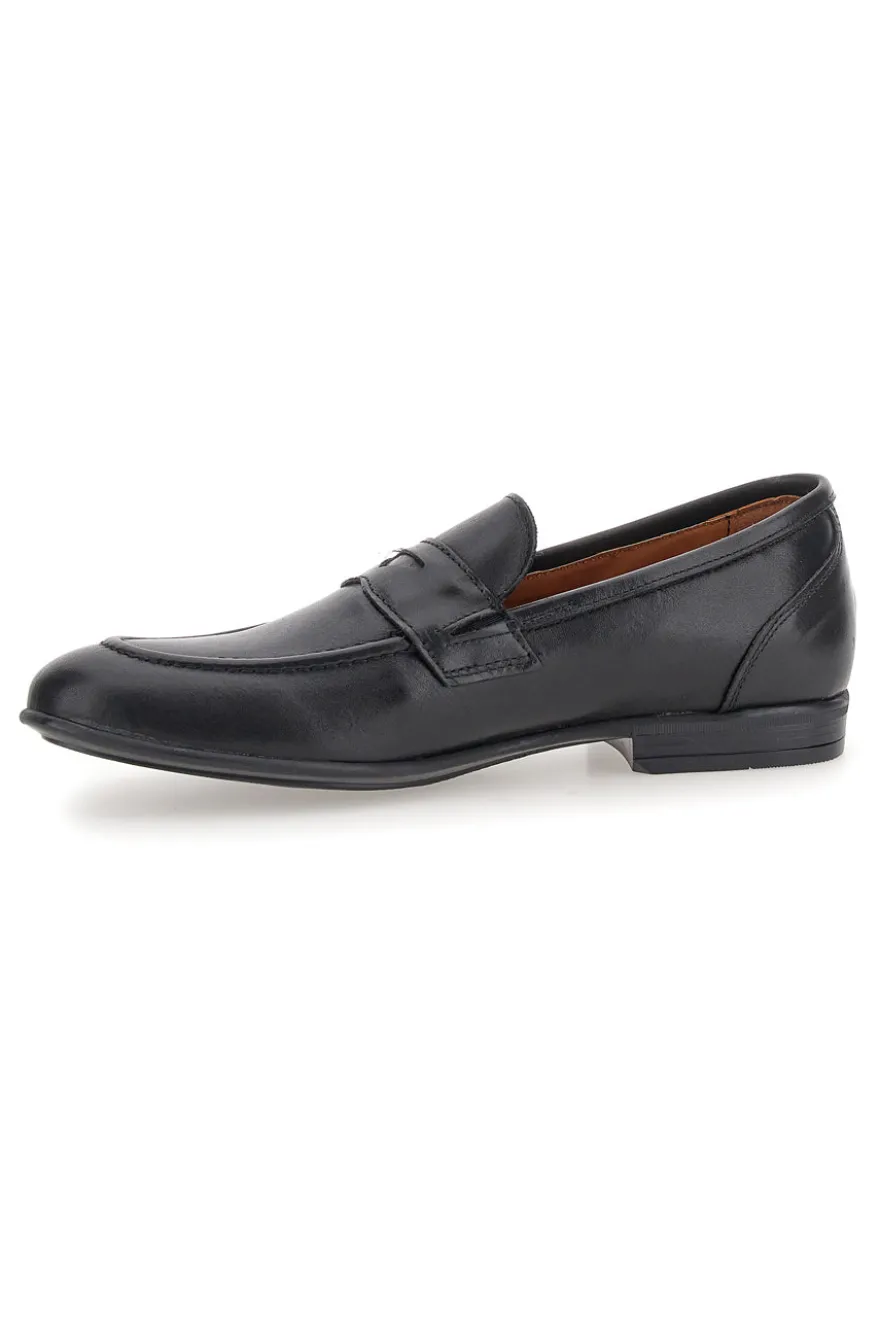 Mocassini neri in vera pelle Pittarello 070