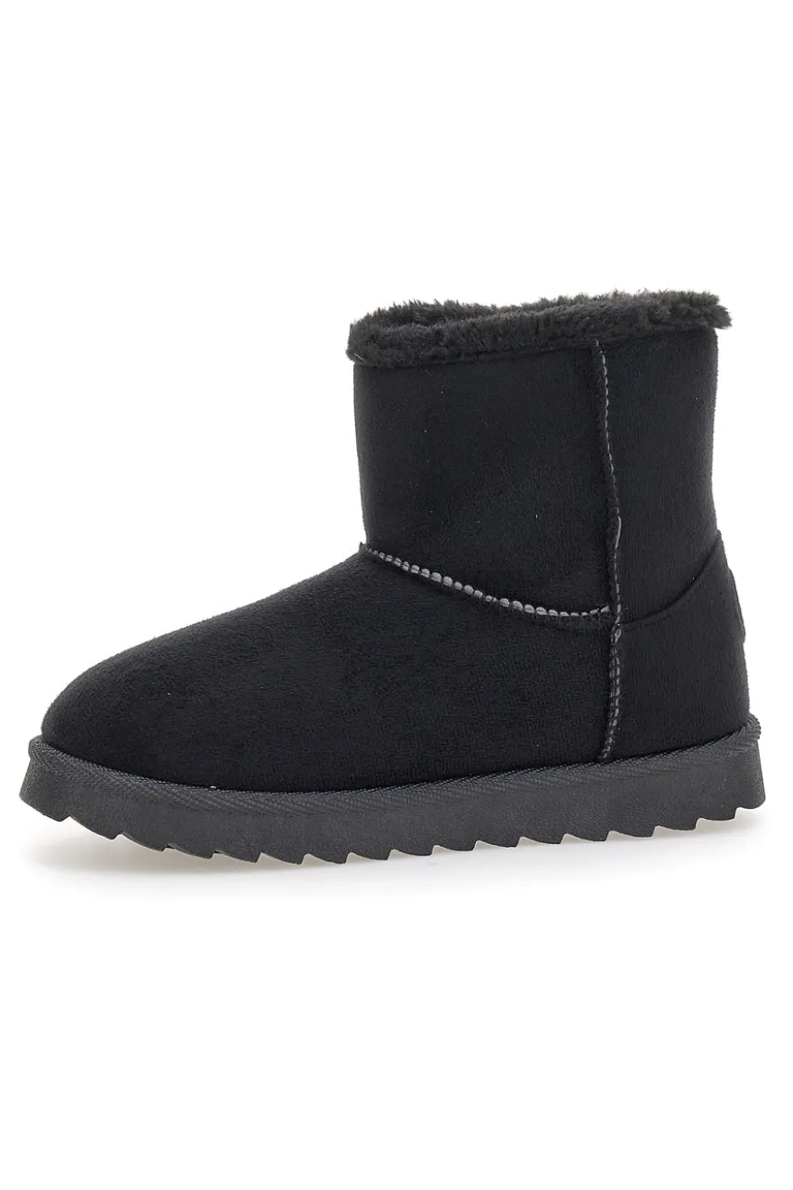 Pittarello Love PK1714B schwarze Stiefeletten mit Zierknopf und Fellfutter