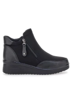 Plocadi MIN63 schwarze Stiefeletten mit seitlichem Reißverschluss und weicher Innensohle