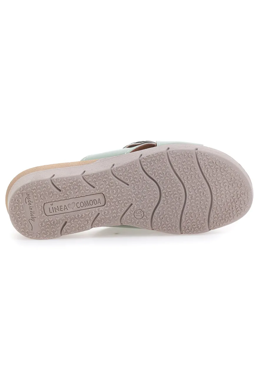 Salbeigrüne Slipper mit Schnalle und Komfortsohle COMFORTABLE LINE 8018