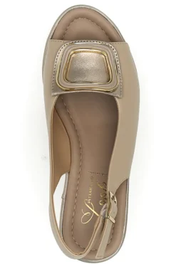 Sandali beige con zeppa e maxi fibbia Pittarello Look MK3197352