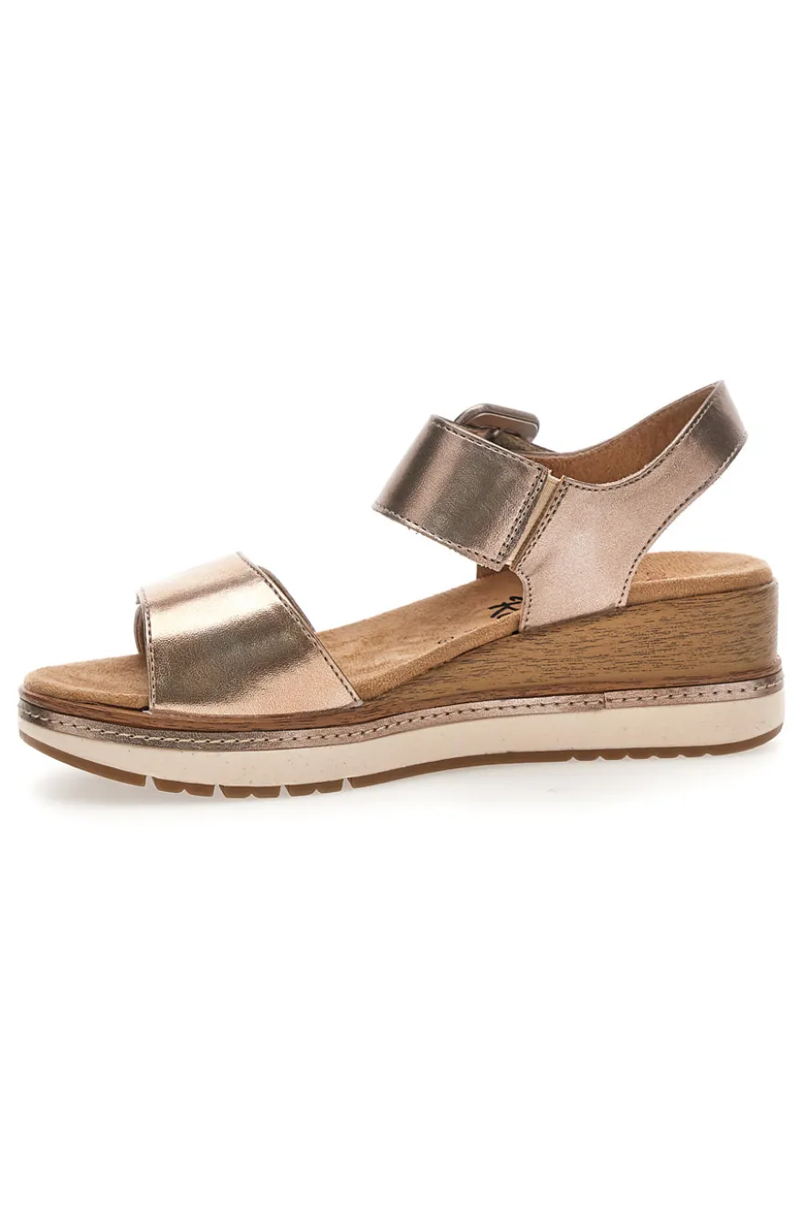 Sandali da donna rosa gold con doppia fascia e zeppa Relife 67172670103