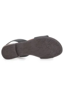 Sandali Flat Neri In Pelle Pittarello Look 225140