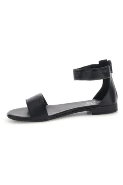 Sandali neri con fascia e cinturino Pittarello look 225495