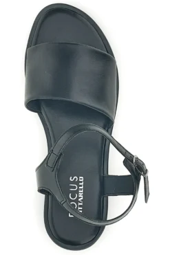 Sandali neri in vera pelle con fascia e cinturino Pittarello focus 222210