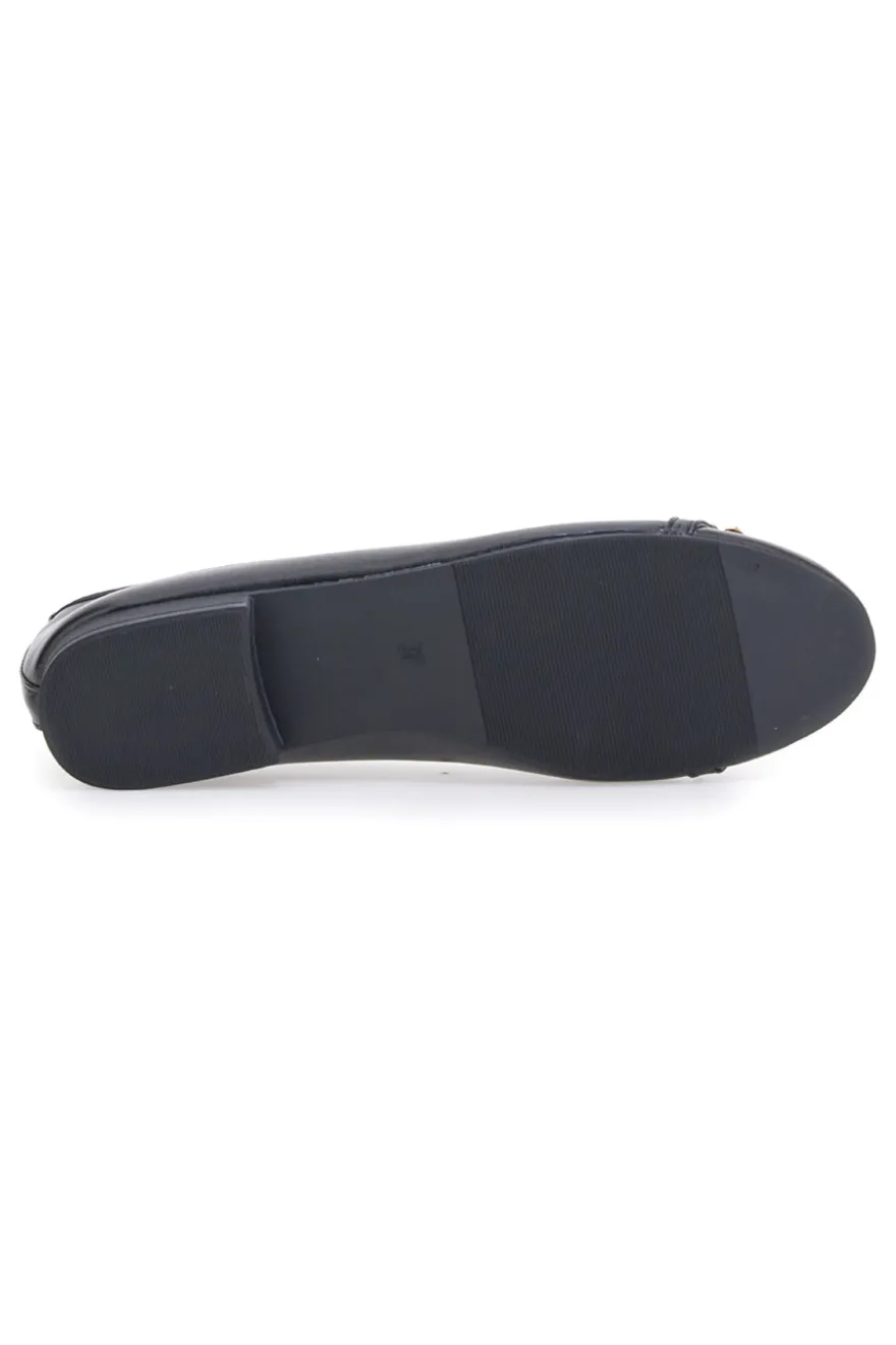 Schwarze Ballerinas mit Zierkette The First IDE172