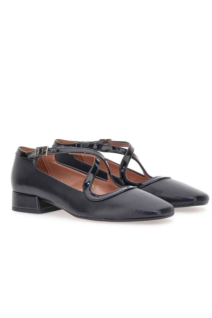 Schwarze Mary Jane Ballerinas mit niedrigem Absatz Pittarello C1516