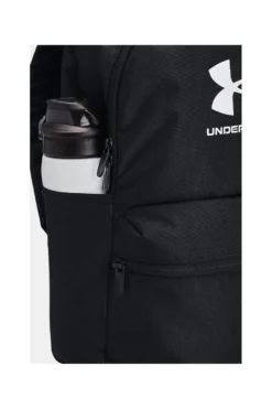 Schwarzer Rucksack mit weißem Under Armour Logo 1380476-002