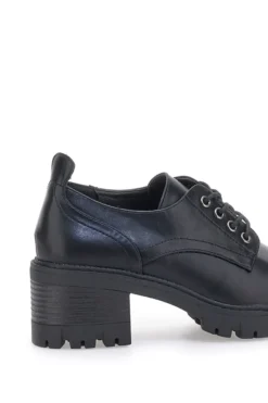 Schwarzer Schnürschuh PITTARELLO CAPSULE 23039 028