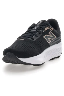 Schwarze Turnschuhe mit Fresh Foam aus atmungsaktivem Stoff New balance W520lk9