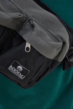 Schwarz-graue Gürteltasche mit Taschen Indigenous Metropolitan 21063