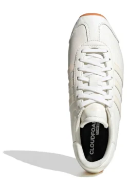 Sneakers beige stile retrò con punta a T e suola Cloudfoam Adidas Runvista