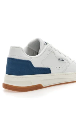 Sneakers bianche con dettagli iridescenti Puma Courtflex V3 SpaceBelle VInf
