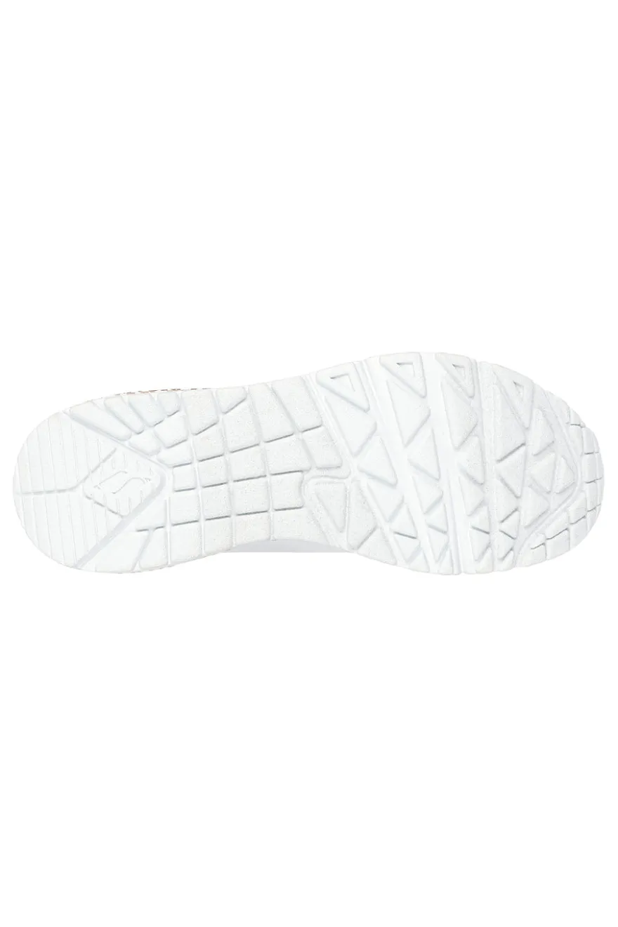 Sneakers bianche con stampa cuori oro rosa e cuscinetto ad aria Skechers UNO Loving Love