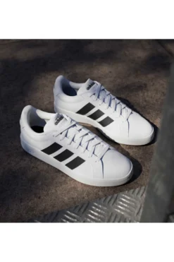 Sneakers bianche con strisce nere Adidas GRAND COURT BASE 3.0
