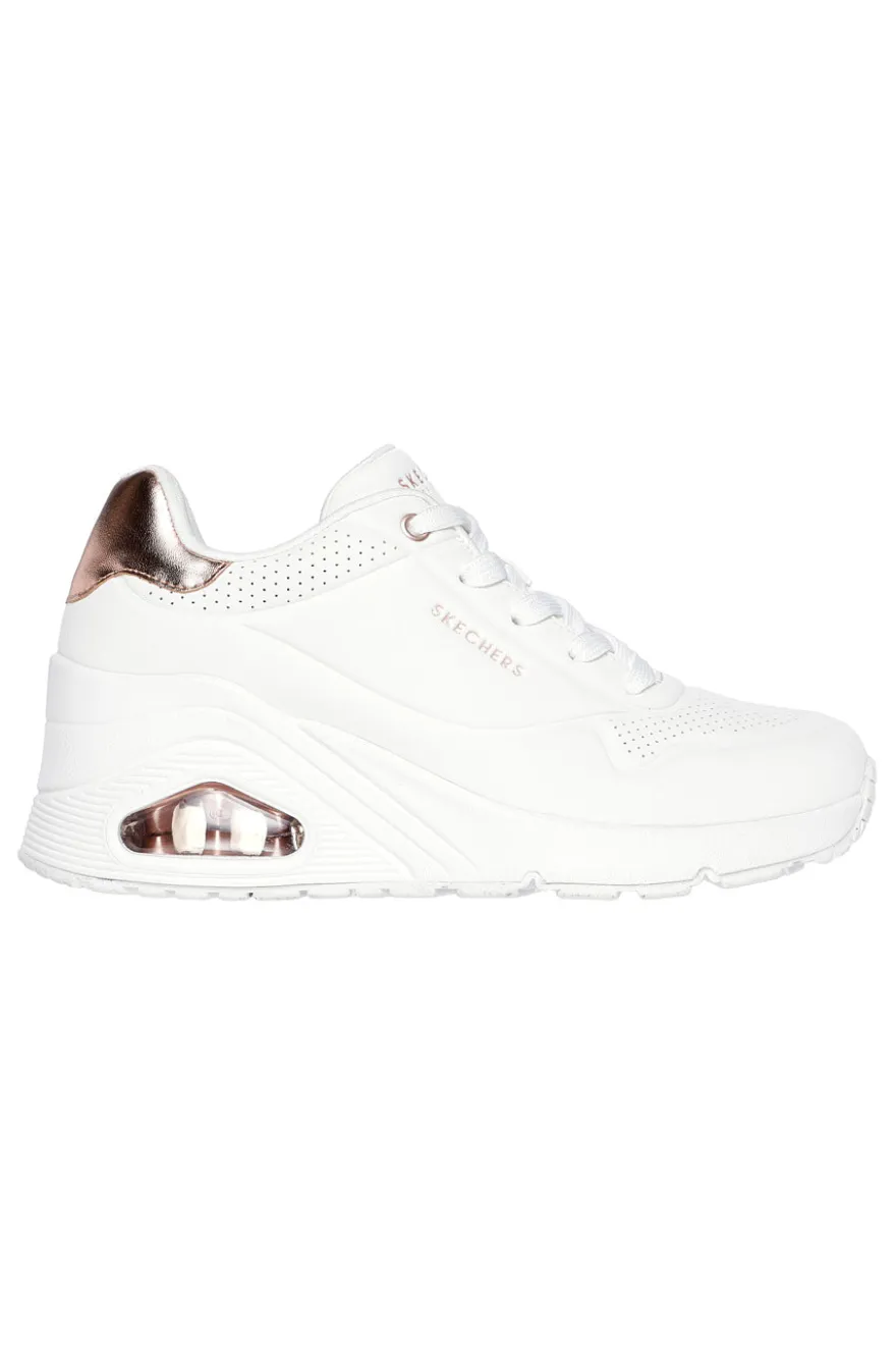 Sneakers bianche con zeppa e dettagli metallici Skechers UNO Wedge Hi Steps