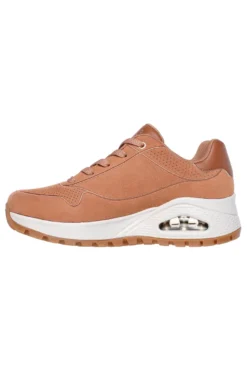 Sneakers color cuoio in suede con suola alta Skechers Uno Rugged Chillproof