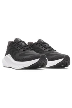 Sneakers da running uomo nere in mesh Under Armour Turbulence 3