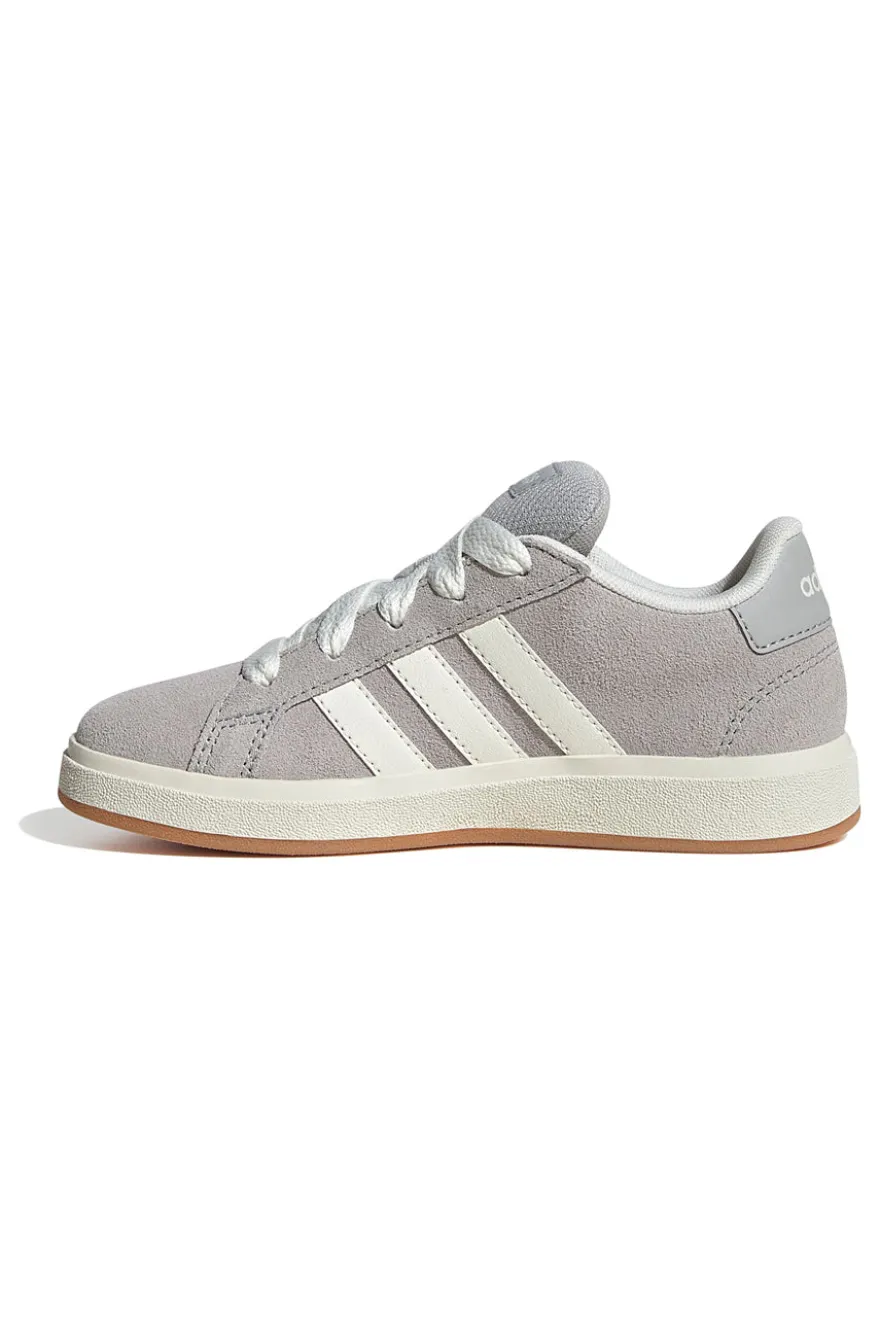 Sneakers grigie in suede con strisce bianche Adidas Grand Court 00s K
