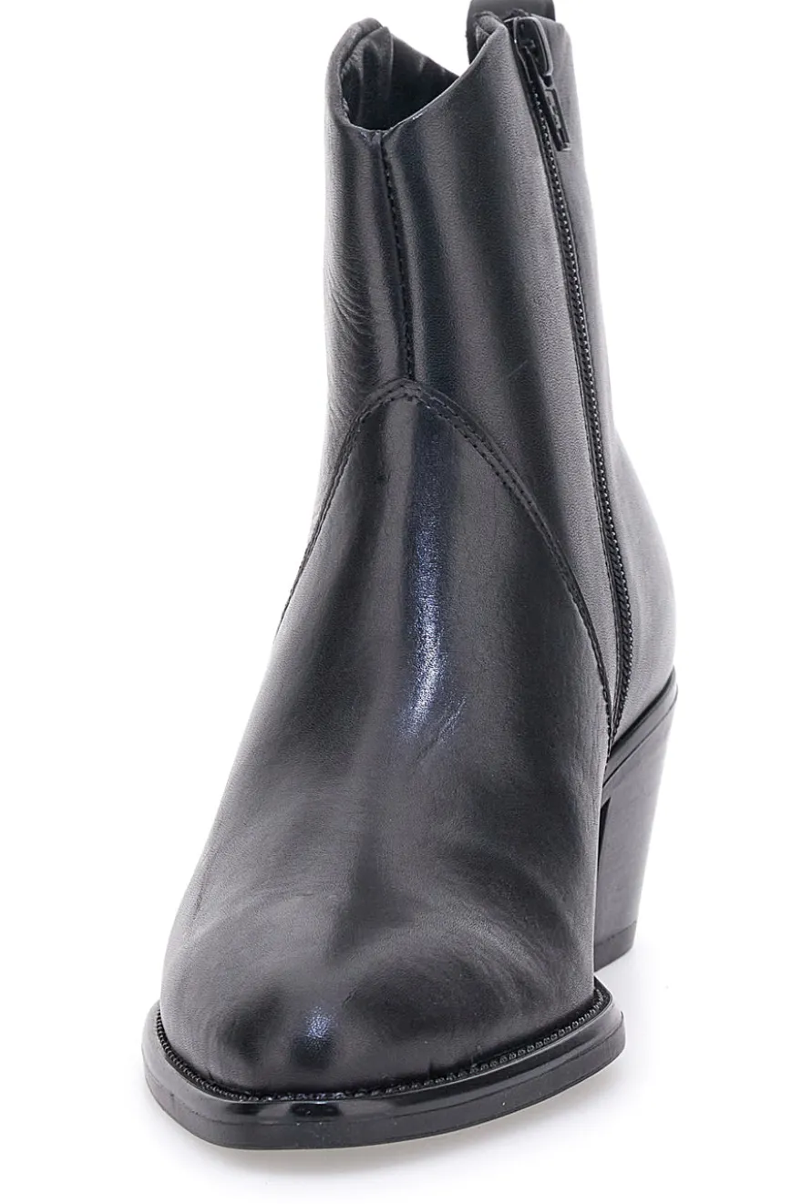 Stivaletti neri in pelle con tacco medio Pittarello Class 865040