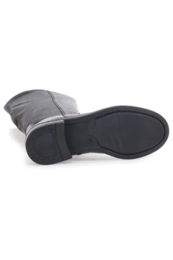 Stivali alti neri con gambale elasticizzato e fondo basso Pittarello Focus KI6036